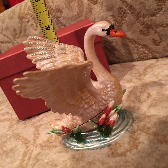 Great Gift!! Beautiful Mini Swan Bird Trinket Box Crystal Decor Easter - Picture 10 of 12